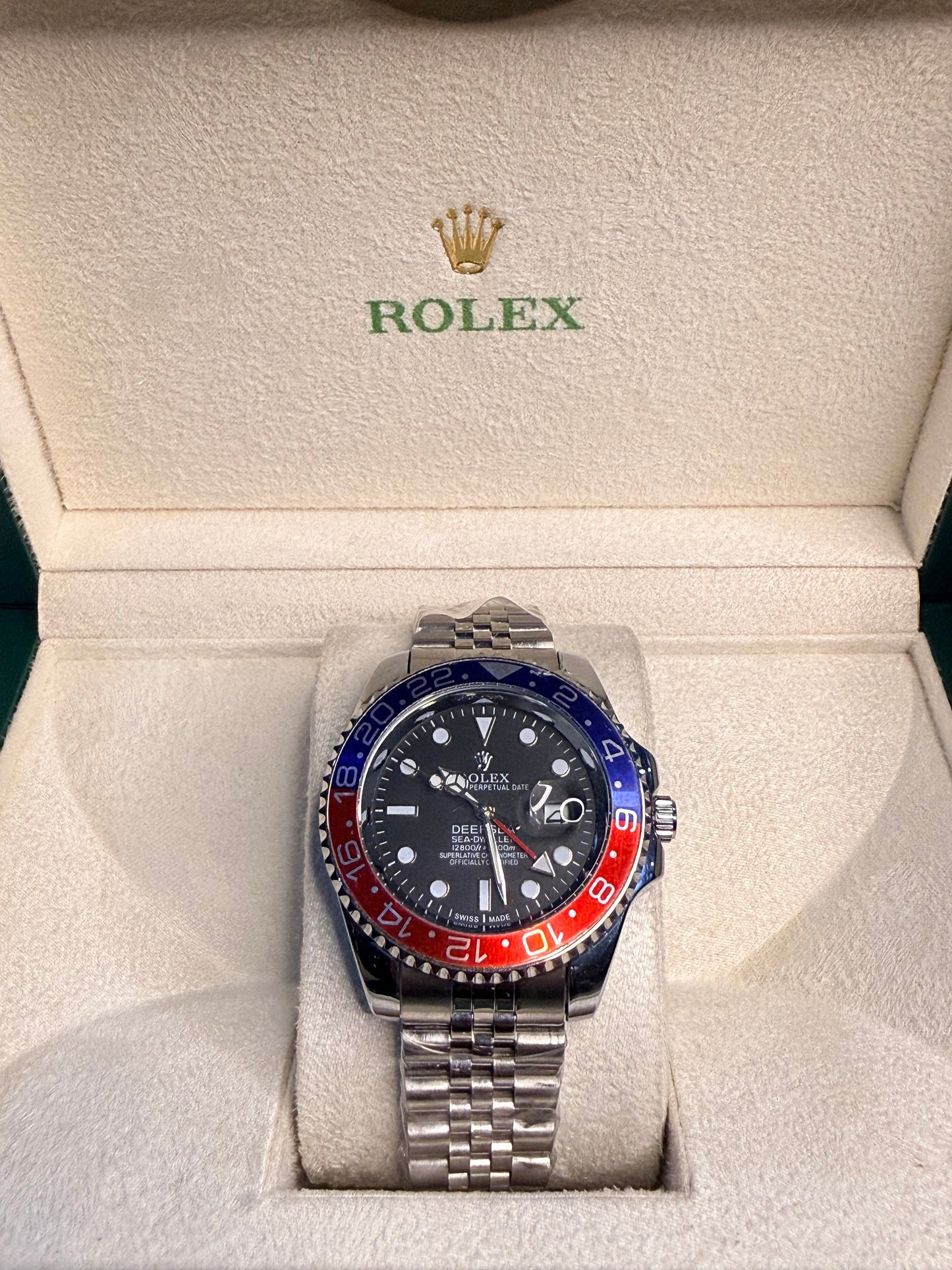 Premium GMT Style Men’s Wrist Watch – Stainless Steel Jubilee Strap – Dual Time Zone