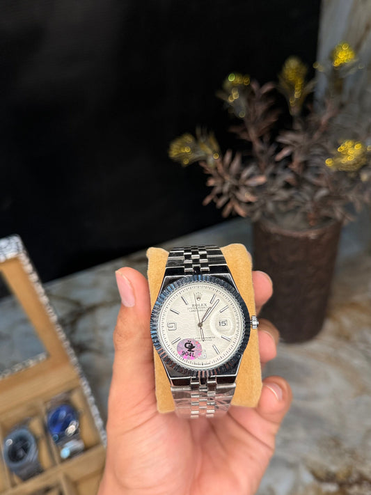 Semi-Automatic Luxury Wrist Watch