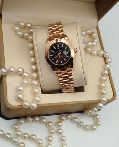 Luxury Ladies Quartz Watch – Stainless Steel Bracelet | Elegant Gift Box | Premium Fashion Timepiece