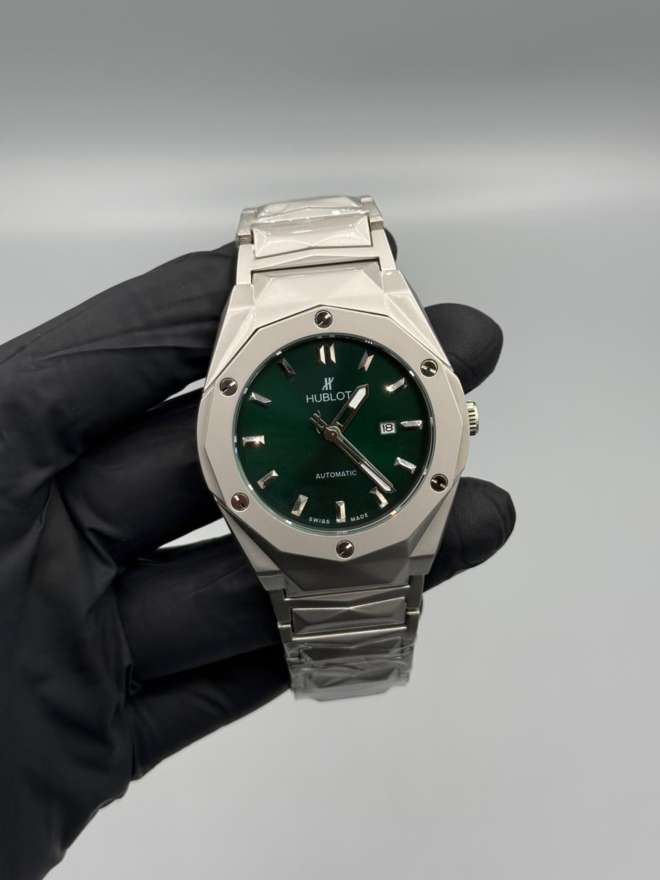 Hublot dimond cut Semi-Automatic Luxury Wristwatch – Stainless Steel