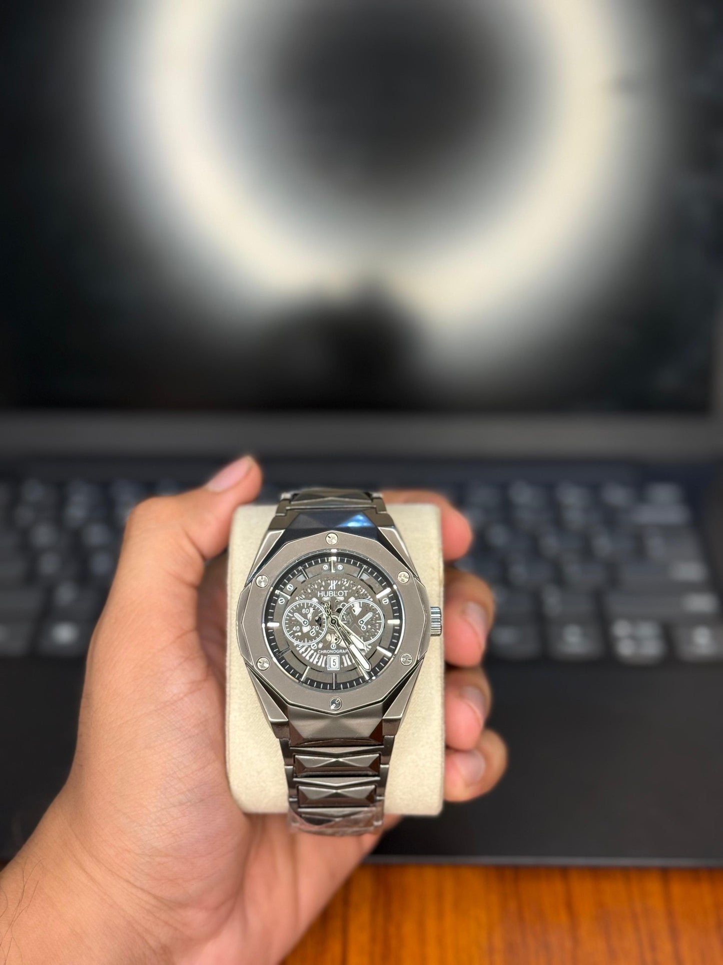 Luxury Diamond Cut Watch – Hublot-Inspired Bold Design