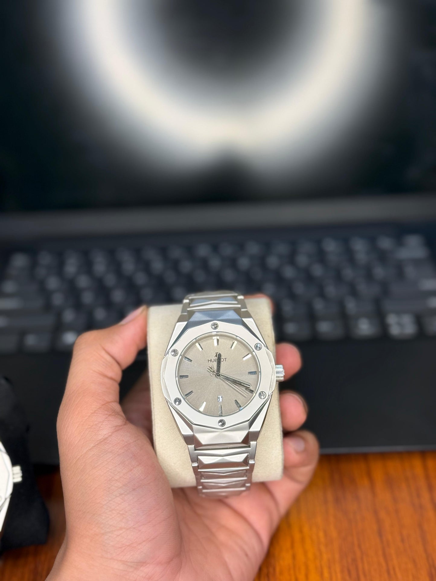 Luxury Diamond Cut Watch – Hublot-Inspired Bold Design